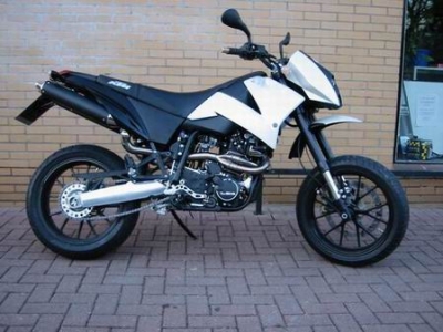  KTM Duke II 640 LC4  mit XENON_2