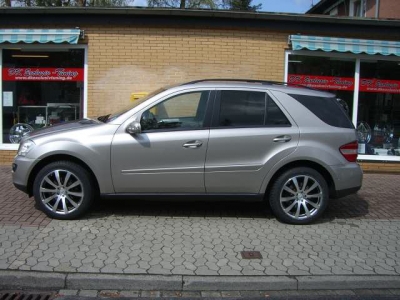 Mercedes Benz_2