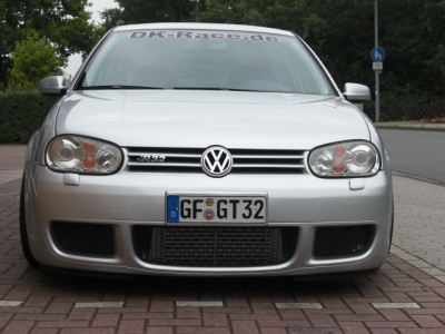 R32_9